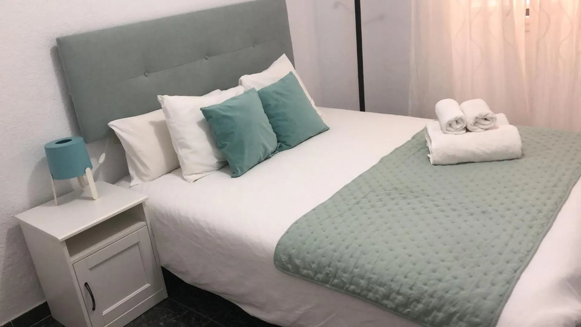 Living Malagueta With Parking Free Apartment Malaga